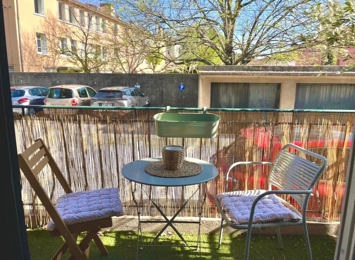 Bel Appartement Lumineux Et Calme A 10Min A Pied Du Centre Aix Avec Parking Et Air Conditionne Aix-en-Provence Exterior photo