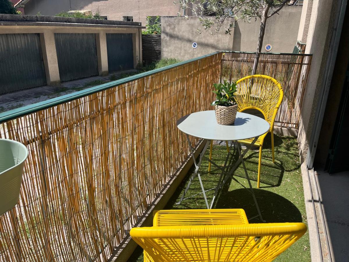 Bel Appartement Lumineux Et Calme A 10Min A Pied Du Centre Aix Avec Parking Et Air Conditionne Aix-en-Provence Exterior photo